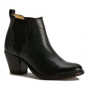 Leather Frye Chelsea Ankle Boots